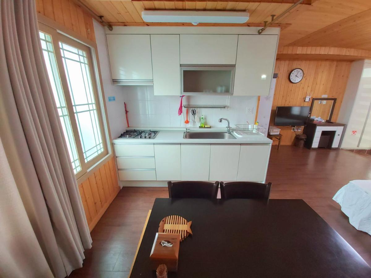 Hotel Feeling Good House Jeju Exterior foto